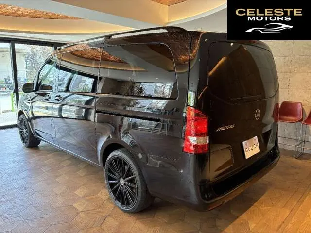 MERCEDES BENZ V-Classe 2020 — photo 2 sur 8