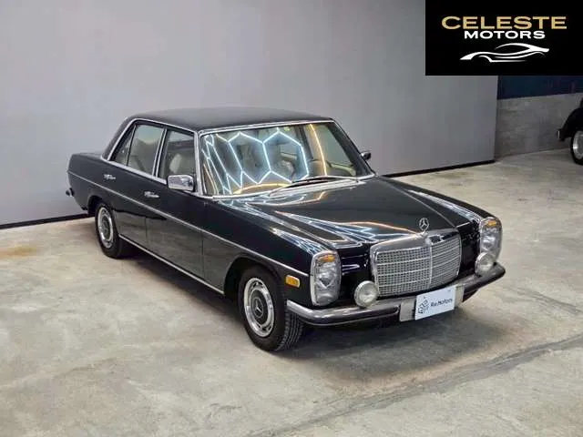 MERCEDES BENZ W114 1975 — photo 2 sur 8