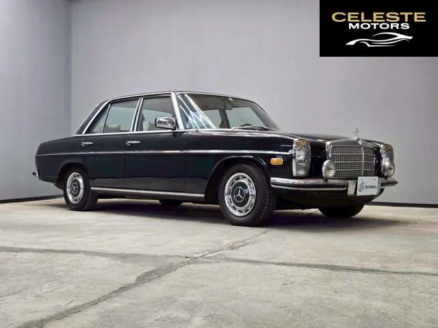 MERCEDES BENZ W114 1975 — photo 7 sur 8