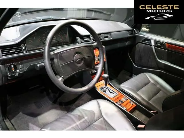 MERCEDES BENZ Medium-Classe Break ／T Série 1991 — photo 3 sur 8