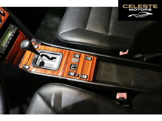 MERCEDES BENZ Medium-Classe Break ／T Série 1991 — photo 4 sur 8
