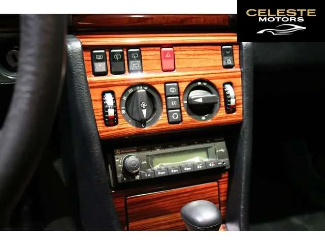 MERCEDES BENZ Medium-Classe Break ／T Série 1991 — photo 7 sur 8