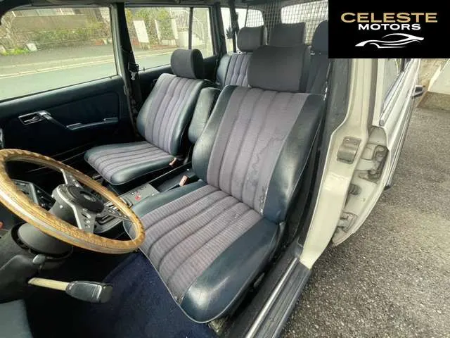 MERCEDES BENZ Medium-Classe Break ／T Série 1982 — photo 2 sur 8