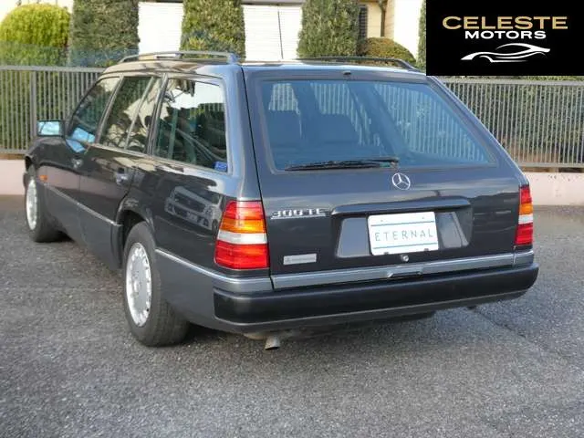 MERCEDES BENZ Medium-Classe Break ／T Série 1992 — photo 8 sur 8
