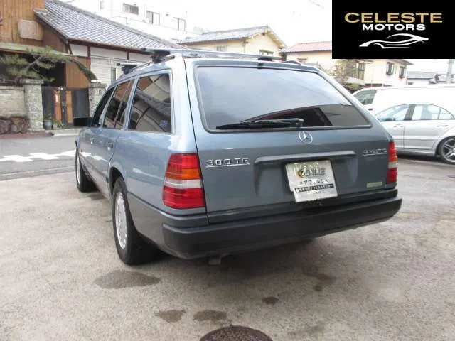 MERCEDES BENZ Medium-Classe Break ／T Série 1989 — photo 5 sur 8