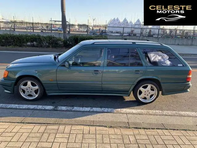 MERCEDES BENZ Medium-Classe Break ／T Série 1989 — photo 7 sur 8