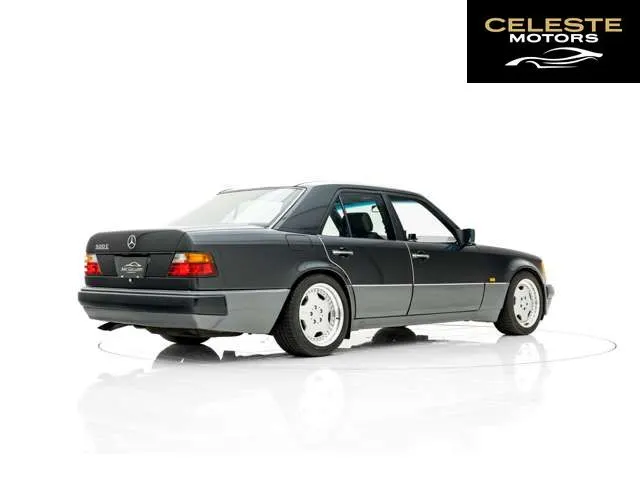 MERCEDES BENZ Medium-Classe 1992 — photo 3 sur 8