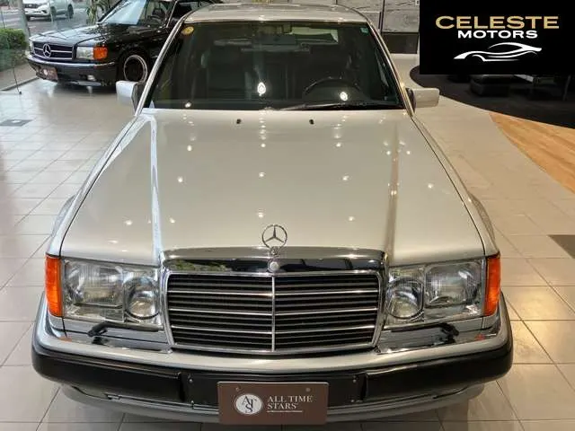 MERCEDES BENZ Medium-Classe 1993 — photo 8 sur 8