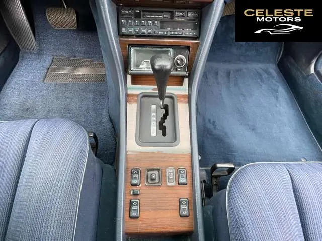 MERCEDES BENZ Medium-Classe 1989 — photo 5 sur 8