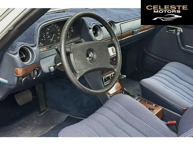 MERCEDES BENZ Medium-Classe Coupé 1984 — photo 5 sur 8