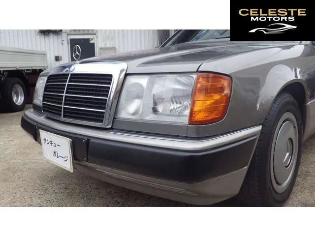 MERCEDES BENZ Medium-Classe 1992 — photo 6 sur 8