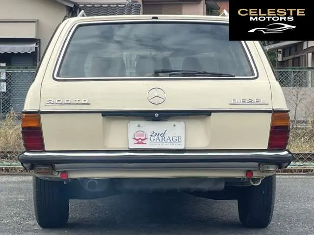 MERCEDES BENZ Medium-Classe 1980 — photo 6 sur 8
