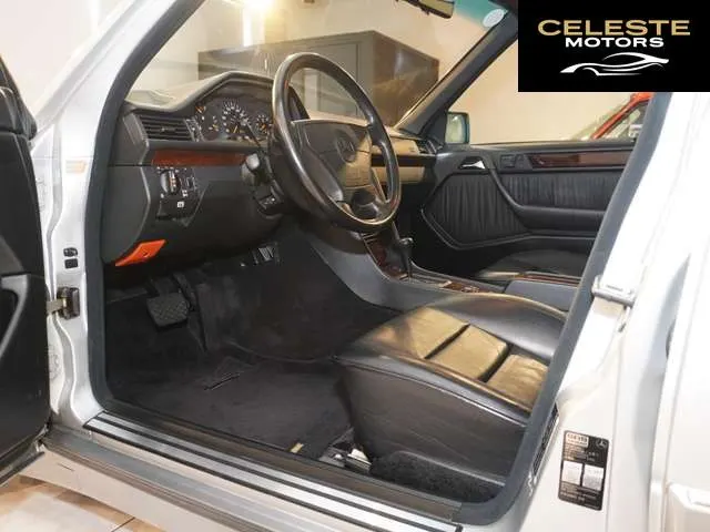 MERCEDES BENZ Medium-Classe 1993 — photo 4 sur 8