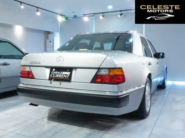 MERCEDES BENZ Medium-Classe 1992 — photo 1 sur 8