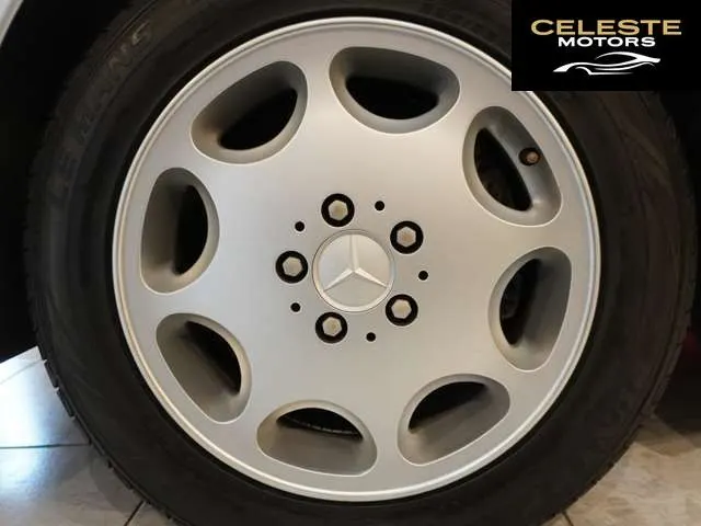 MERCEDES BENZ Medium-Classe 1992 — photo 6 sur 8