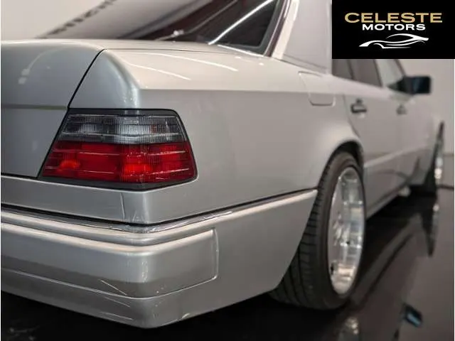 MERCEDES BENZ Medium-Classe 1992 — photo 7 sur 8