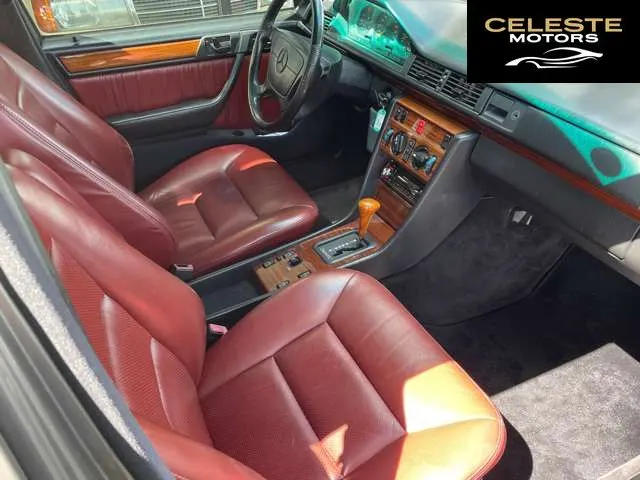 MERCEDES BENZ Medium-Classe 1993 — photo 3 sur 8