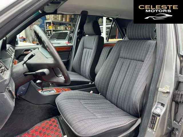 MERCEDES BENZ Medium-Classe 1992 — photo 3 sur 8