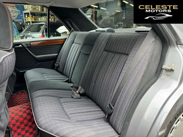 MERCEDES BENZ Medium-Classe 1992 — photo 4 sur 8