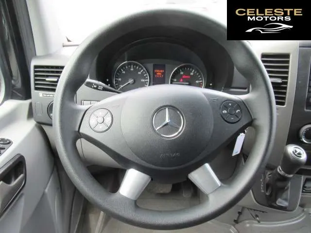 MERCEDES BENZ Sprinter 2024 — photo 7 sur 7