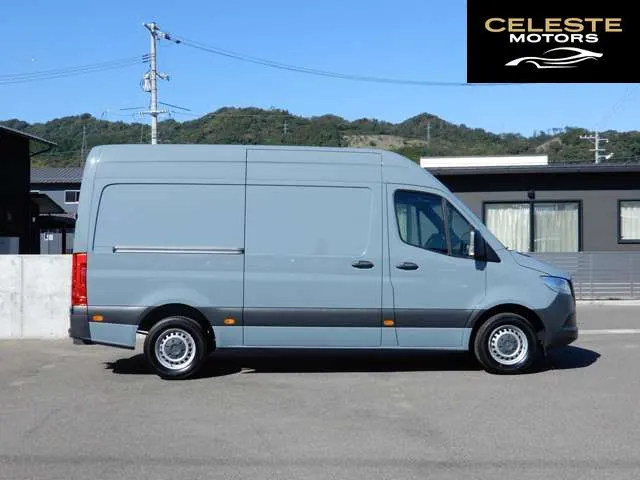 MERCEDES BENZ Sprinter 2022 — photo 4 sur 8