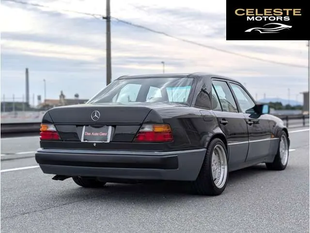 MERCEDES BENZ Medium-Classe 1991 — photo 5 sur 8