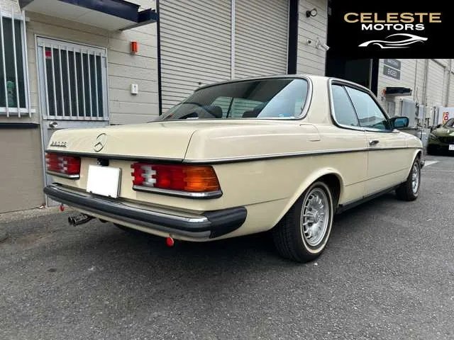 MERCEDES BENZ Medium-Classe Coupé 1978 — photo 3 sur 8