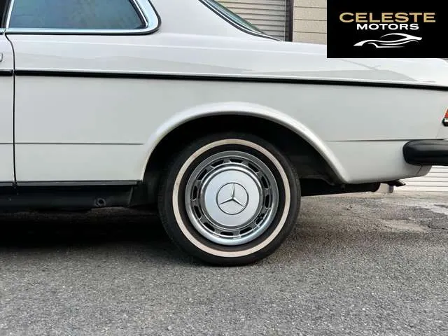 MERCEDES BENZ Medium-Classe Coupé 1985 — photo 8 sur 8