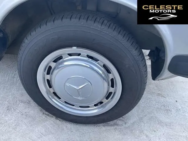 MERCEDES BENZ Medium-Classe Coupé 1984 — photo 3 sur 8