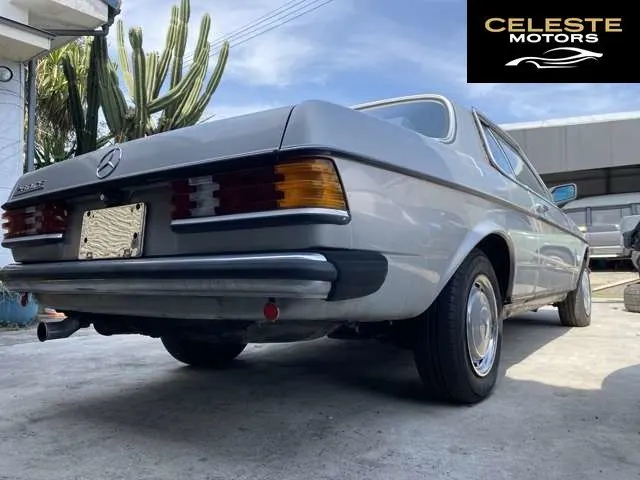 MERCEDES BENZ Medium-Classe Coupé 1984 — photo 8 sur 8