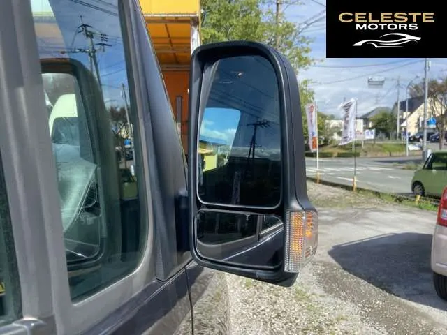 MERCEDES BENZ Sprinter 2023 — photo 5 sur 8