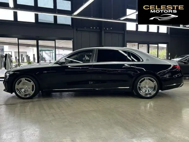 MERCEDES MAYBACH S-Classe 2023 — photo 8 sur 8