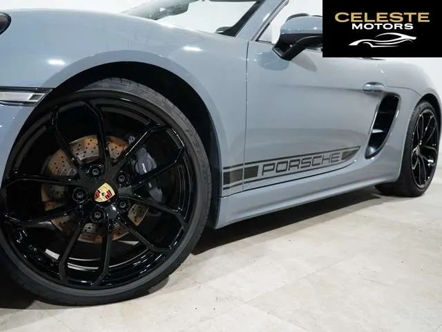 PORSCHE 718 Boxster 2024 — photo 8 sur 8