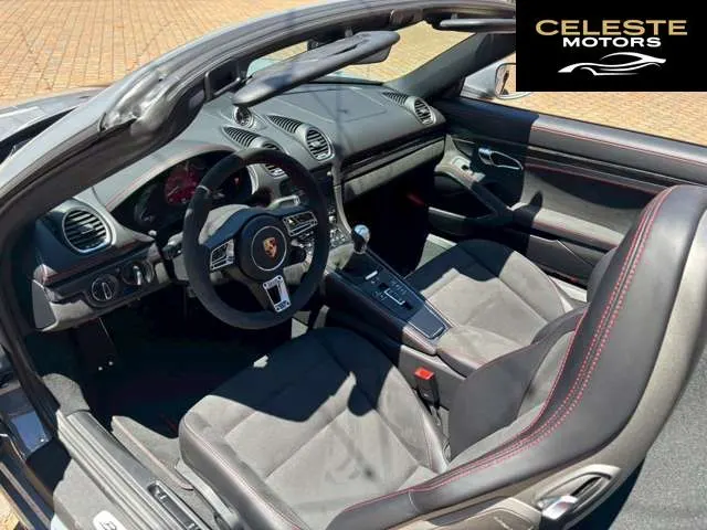 PORSCHE 718 Boxster 2024 — photo 5 sur 8
