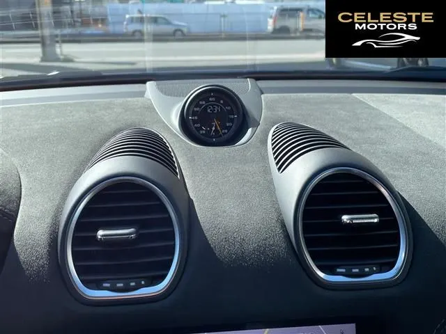 PORSCHE 718 Spider 2024 — photo 6 sur 8