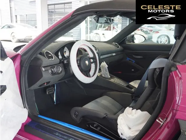 PORSCHE 718 Spider 2025 — photo 6 sur 8