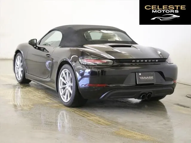 PORSCHE 718 Boxster 2019 — photo 2 sur 8