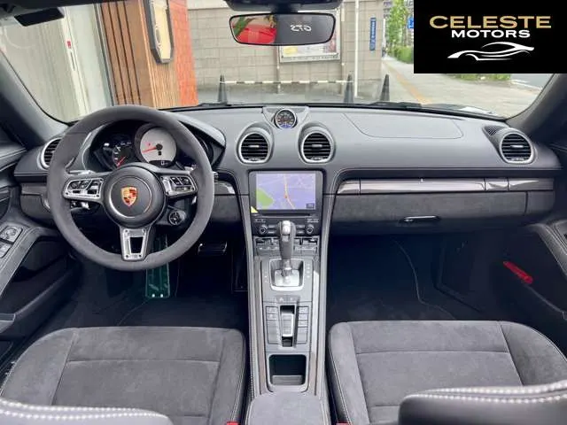 PORSCHE 718 Boxster 2020 — photo 5 sur 8