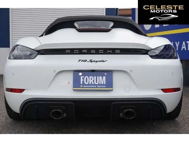 PORSCHE 718 Spider 2021 — photo 6 sur 8