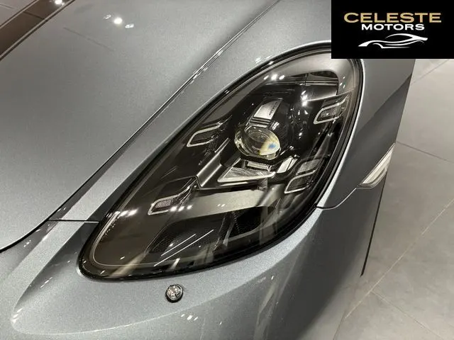 PORSCHE 718 Boxster 2025 — photo 2 sur 8