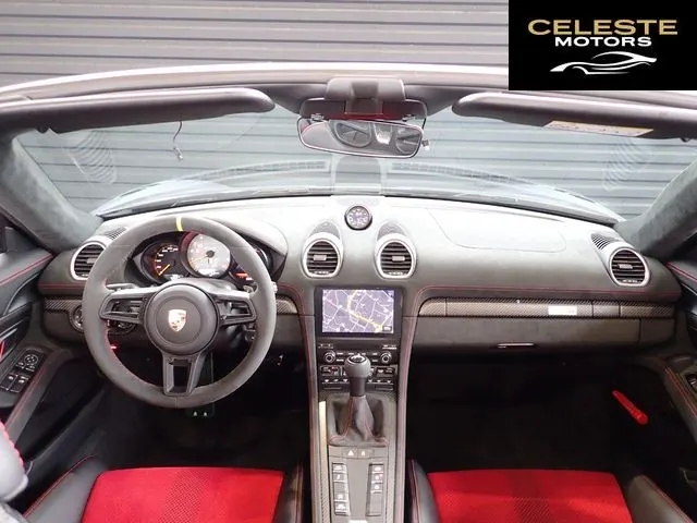 PORSCHE 718 Spider 2024 — photo 8 sur 8