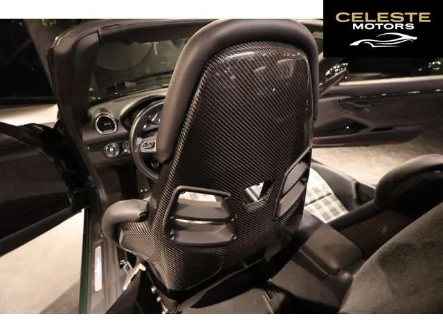 PORSCHE 718 Spider 2021 — photo 4 sur 8