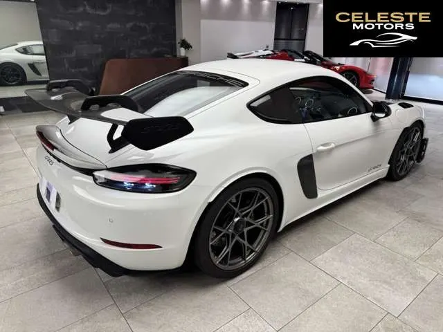 PORSCHE 718 Cayman 2022 — photo 4 sur 8