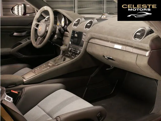 PORSCHE 718 Spider 2024 — photo 8 sur 8