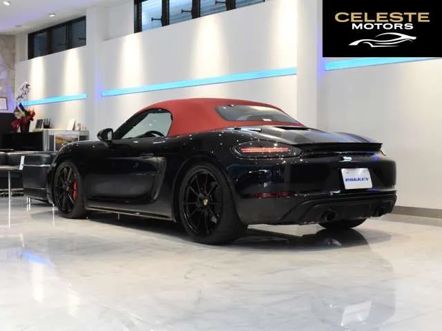 PORSCHE 718 Boxster 2024 — photo 3 sur 8
