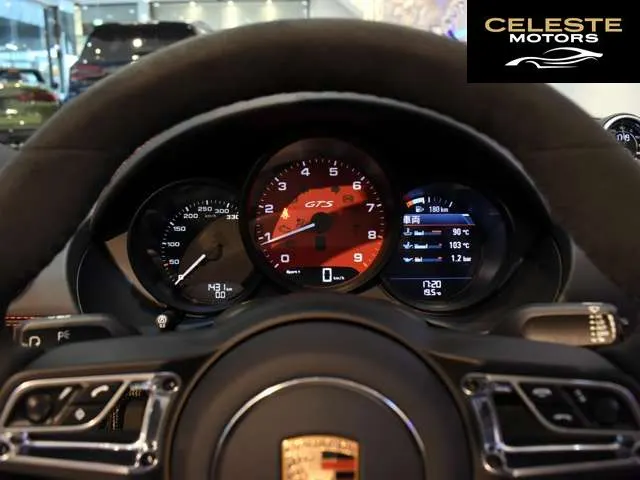 PORSCHE 718 Boxster 2024 — photo 7 sur 8