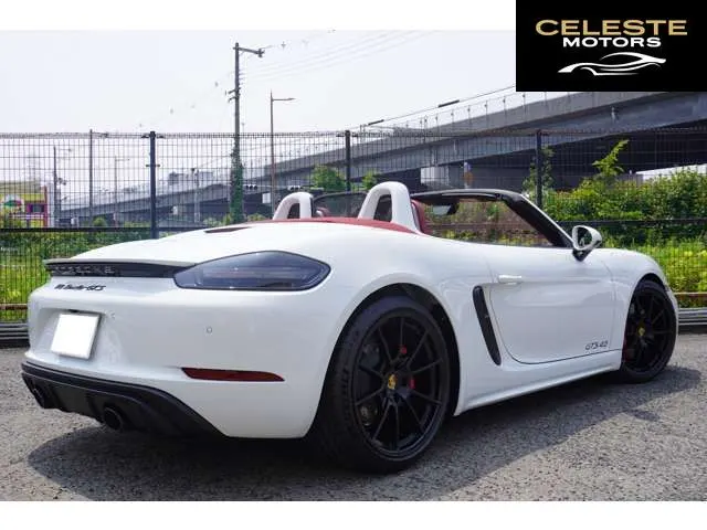 PORSCHE 718 Boxster 2024 — photo 2 sur 8