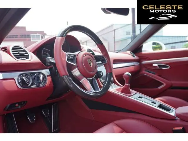 PORSCHE 718 Boxster 2024 — photo 6 sur 8