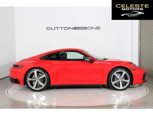 PORSCHE 911 2024 — photo 4 sur 8