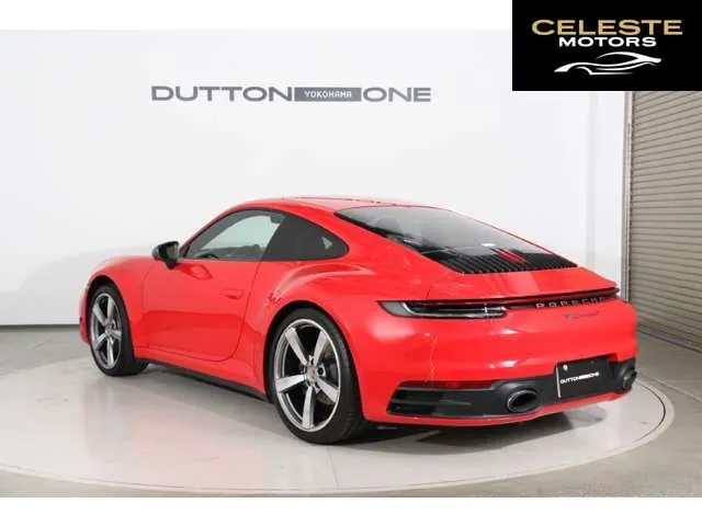 PORSCHE 911 2024 — photo 5 sur 8